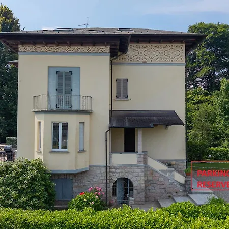 Stresa Golf & Relax Romantik 아파트