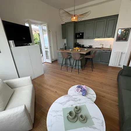 Daire Stresa Golf & Relax Romantik Gignese